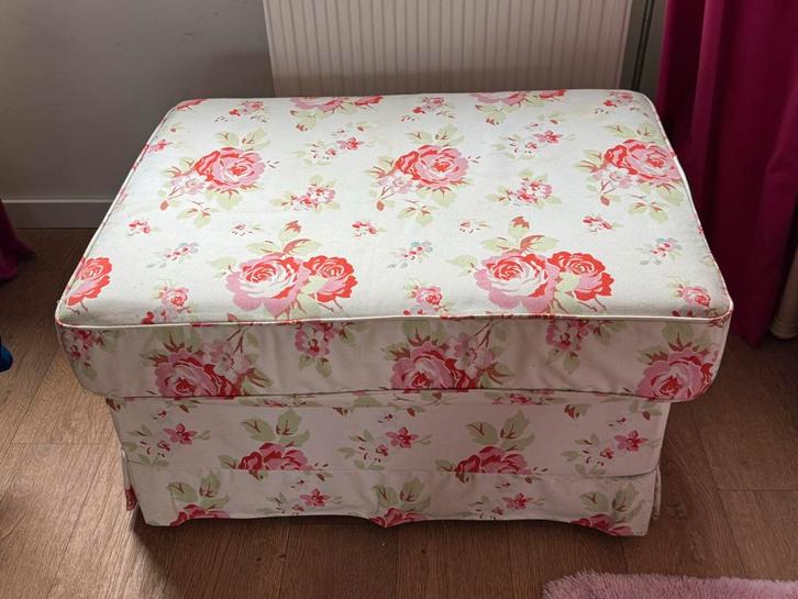 Bloemen Poef / Opbergkist, Huis en Inrichting, Banken | Voetenbanken en Poefen, Gebruikt, 50 tot 75 cm, 75 tot 100 cm, Rechthoekig