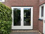 BIEDEN GRAAG: 2 buiten deuren serre deuren eind september, Deurkozijn, Zo goed als nieuw, Inclusief glas, 225 cm of meer