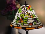 Tiffany tafellamp, glas in lood lamp hoogte 49 cm, Ophalen, Glas, Minder dan 50 cm