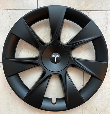 Tesla model Y Induction style wieldoppen 19 inch