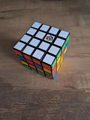 Rubik's Cube 4x4x4 beschikbaar voor biedingen