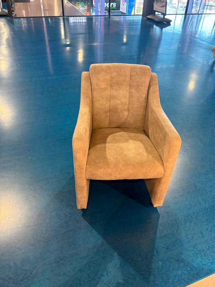 Showmodel Eetkamerstoel op Wieltjes - Beige, Huis en Inrichting, Fauteuils, Zo goed als nieuw, Stof, 50 tot 75 cm, Minder dan 75 cm