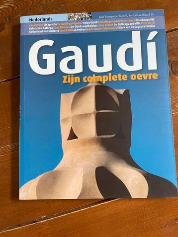 Boek Gaudí zijn complete oevre beschikbaar voor biedingen
