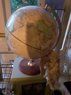 Oude brocante grote globe wereldbol, Huis en Inrichting, Woonaccessoires | Wereldbollen, Ophalen of Verzenden