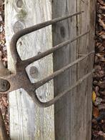 Antieke haakse riek, Ophalen of Verzenden, Gebruikt