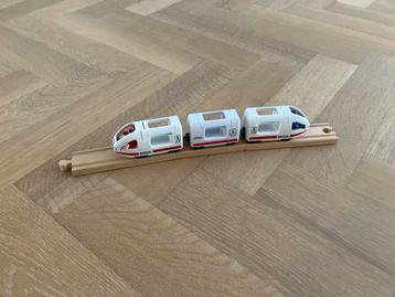 Brio Trein + Rails & Poppetjes beschikbaar voor biedingen