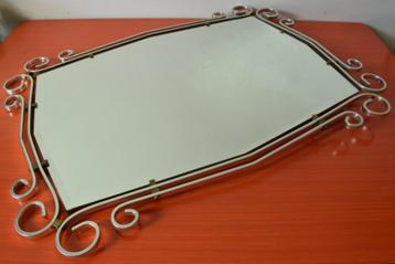 Grote retro vintage spiegel / wandspiegel - aluminium lijst beschikbaar voor biedingen