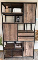 Wandkast Bombay (vakkenkast) Mokka, Ophalen, Zo goed als nieuw, 25 tot 50 cm, Minder dan 150 cm