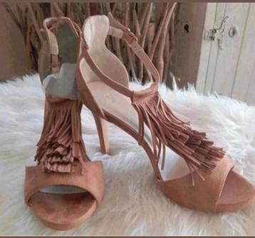 Dames schoenen met franjes Ibiza stijl NIEUW! Mt 38 beschikbaar voor biedingen