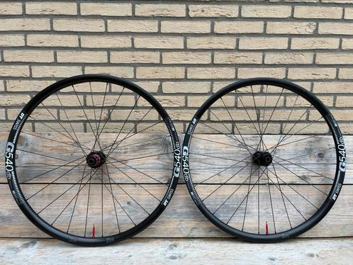 DT Swiss G540 650b gravelwielen – Novatec naven, Fietsen en Brommers, Fietsonderdelen, Zo goed als nieuw, Racefiets, Wiel, Ophalen