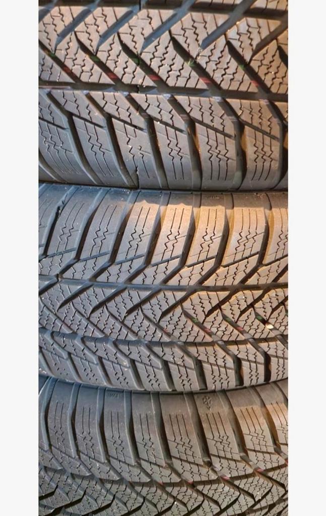 Winterbanden 4x 175/70 R14, Auto diversen, Autosport-onderdelen, Zo goed als nieuw, Ophalen