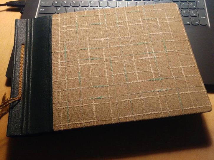 Fotoalbum met 70 ansichtkaarten Koninklijk Huis (ongelopen), Verzamelen, Koninklijk Huis en Royalty, Zo goed als nieuw, Kaart, Foto of Prent