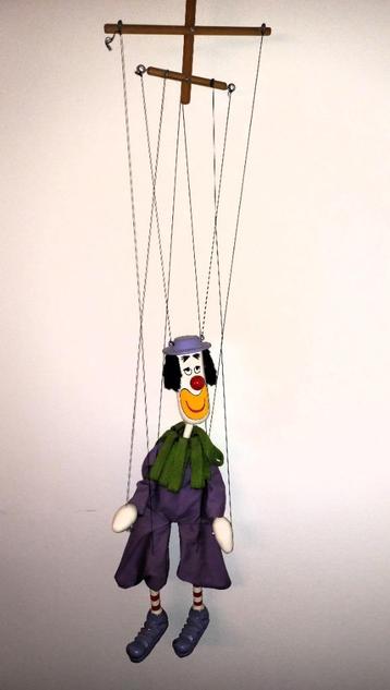 2 clown marionetten beschikbaar voor biedingen