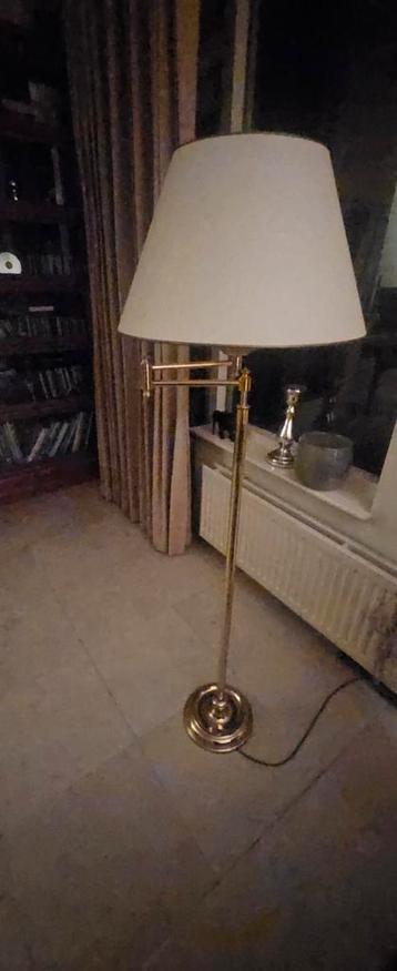 Elegante Staande lamp, Messing beschikbaar voor biedingen