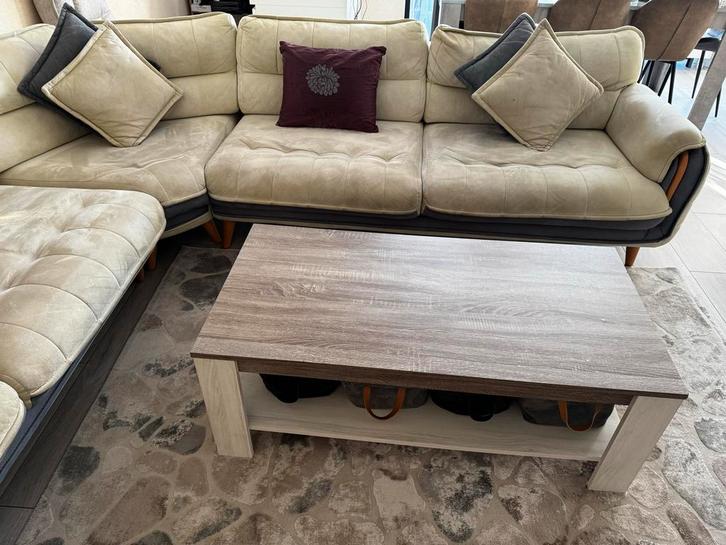 Grote hoekbank met salontafel en tapijt, Huis en Inrichting, Complete inboedels, Ophalen of Verzenden