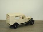 Renault Ambulance - Onbekende Fabrikant - 1:43, Overige merken, Auto, Verzenden, Zo goed als nieuw