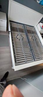 Bed 160x200 en 2 electrische lattenbodems, Gebruikt, Tweepersoons, Ophalen of Verzenden, 200 cm