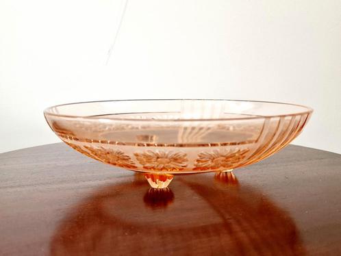 Vintage rosalin Art Deco  glazen schaal op pootjes, Antiek en Kunst, Antiek | Schalen, Ophalen of Verzenden