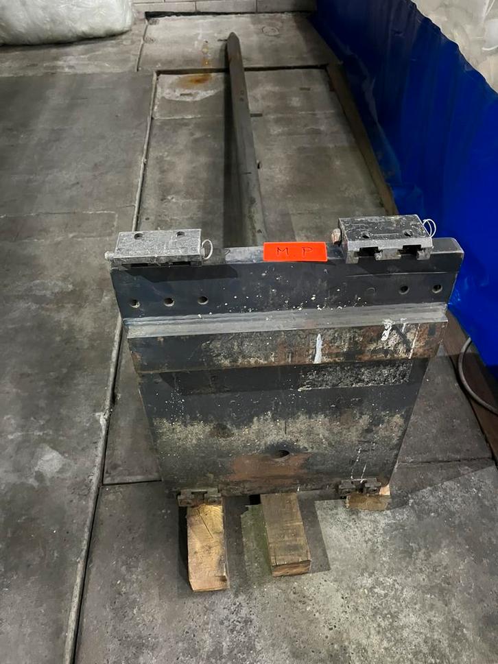 Tapijtdoorn 3000 MM, Zakelijke goederen, Machines en Bouw | Heftrucks en Intern transport, Voorzetapparatuur, Diesel, 1000 tot 2000 kg