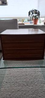 Vintage deens klein ladekastje.br. 42x d.35x h.28 cm., Huis en Inrichting, Kasten | Ladekasten, Minder dan 50 cm, 5 laden of meer
