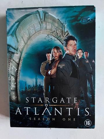 Stargate Atlantis - Seizoen 1 beschikbaar voor biedingen