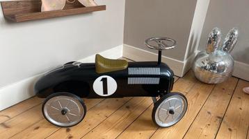 Loopauto zwart NR.1 beschikbaar voor biedingen