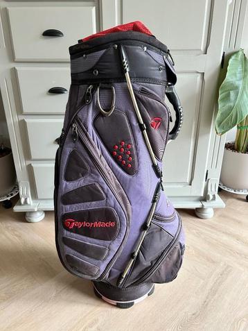 Taylormade Golftas Zwart/Rood/Lila beschikbaar voor biedingen