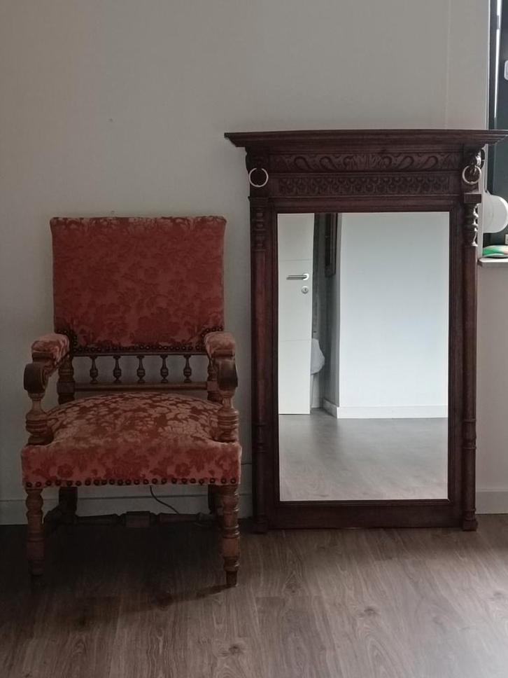 Mechelse spiegel met kenmerkende leeuwen en mooie macarons, Antiek en Kunst, Antiek | Spiegels, Rechthoekig, Ophalen