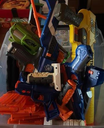 Nerf / Fortnite pakket met Nerf vestje beschikbaar voor biedingen