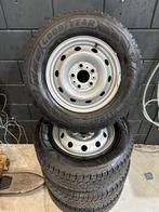 Set winterbanden met Opel Movano velgen, Auto-onderdelen, Banden en Velgen, Ophalen, 15 inch, Banden en Velgen, Winterbanden