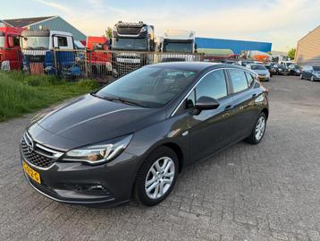 Opel Astra 1.0 Business+ 5D BJ 2016 Lichte schade rondom! beschikbaar voor biedingen