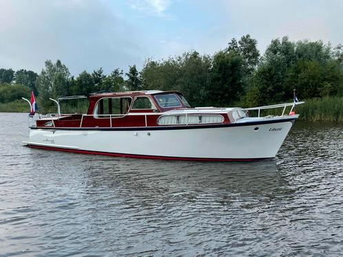 Super Favorite 10.80 AK., Watersport en Boten, Motorboten en Motorjachten, Zo goed als nieuw, Staal, 9 tot 12 meter, Diesel, Binnenboordmotor