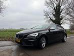 Volvo V40 2.0 T4 190PK 2018 Zwart, Auto's, Zwart, Zwart, Origineel Nederlands, Particulier