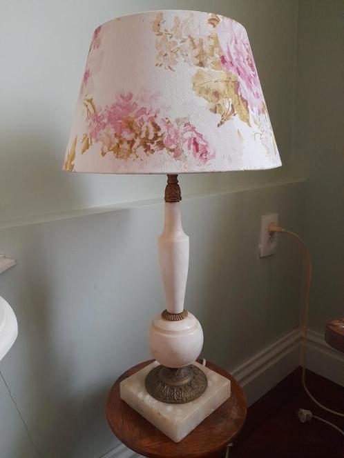 Prachtige grote marmeren tafellamp, Huis en Inrichting, Lampen | Tafellampen, Gebruikt, 50 tot 75 cm, Ophalen