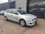 Hyundai i30 1.4i i-Drive AIRCO | STUURBEKRACHTING | ELEK RAM, Voorwielaandrijving, Stof, Gebruikt, 4 cilinders