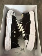 Maison miharas, Zwart, Nieuw, Ophalen of Verzenden, Maison mihara