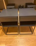 IKEA Vikhammer nachtkastjes 2x, Huis en Inrichting, Slaapkamer | Nachtkastjes, Minder dan 45 cm, Ophalen of Verzenden, Zo goed als nieuw