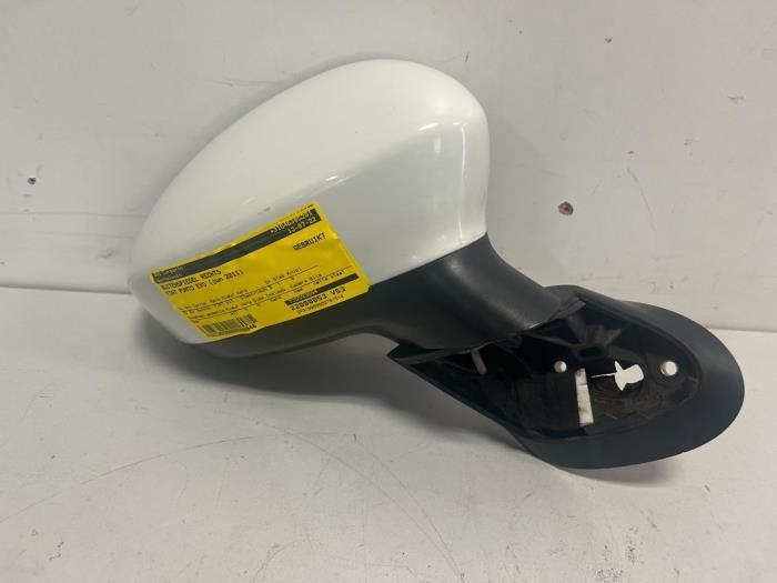 Buitenspiegel rechts van een Fiat Punto Evo, Auto-onderdelen, Spiegels, Fiat, Gebruikt, 3 maanden garantie, Ophalen of Verzenden