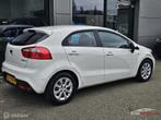 Kia Rio 1.2 CVVT Comfort Pack Airco/CV/Elektrisch pakket, Euro 5, Zwart, 4 cilinders, Wit