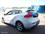 Volvo V40 1.6 Turbo 120 Cruise Pdc Led apk 06.27! Media Velg, Auto's, Volvo, Voorwielaandrijving, Gebruikt, Zwart, 4 cilinders