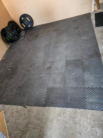 Rubbere Matjes voor speelhoek of fitness hoek beschikbaar voor biedingen