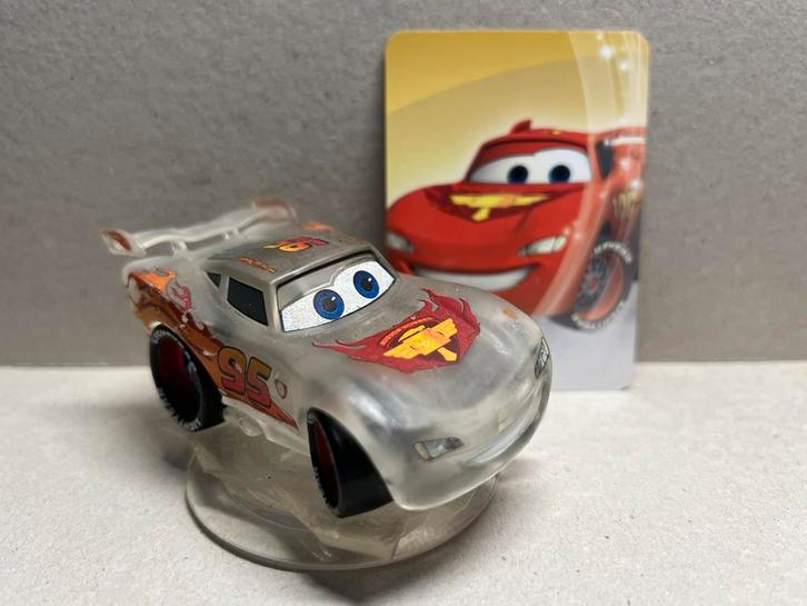 Disney Infinity 1.0 Infinite Lightning McQueen mét kaart, Spelcomputers en Games, Games | Nintendo Wii U, Zo goed als nieuw, Racen en Vliegen