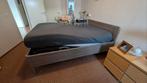 Bed Bienne Rondo + matras + elec. lattenbodems, Ophalen, Tweepersoons, 140 cm, Zo goed als nieuw