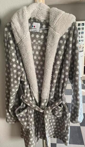 Even & Odd badjas kort grijs wit polkadot  XL beschikbaar voor biedingen