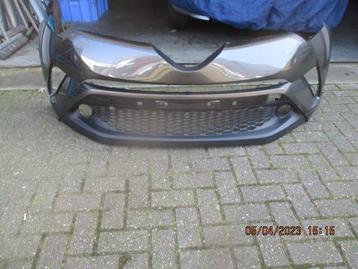 voor bumper met onder grille toyota CHR  beschikbaar voor biedingen