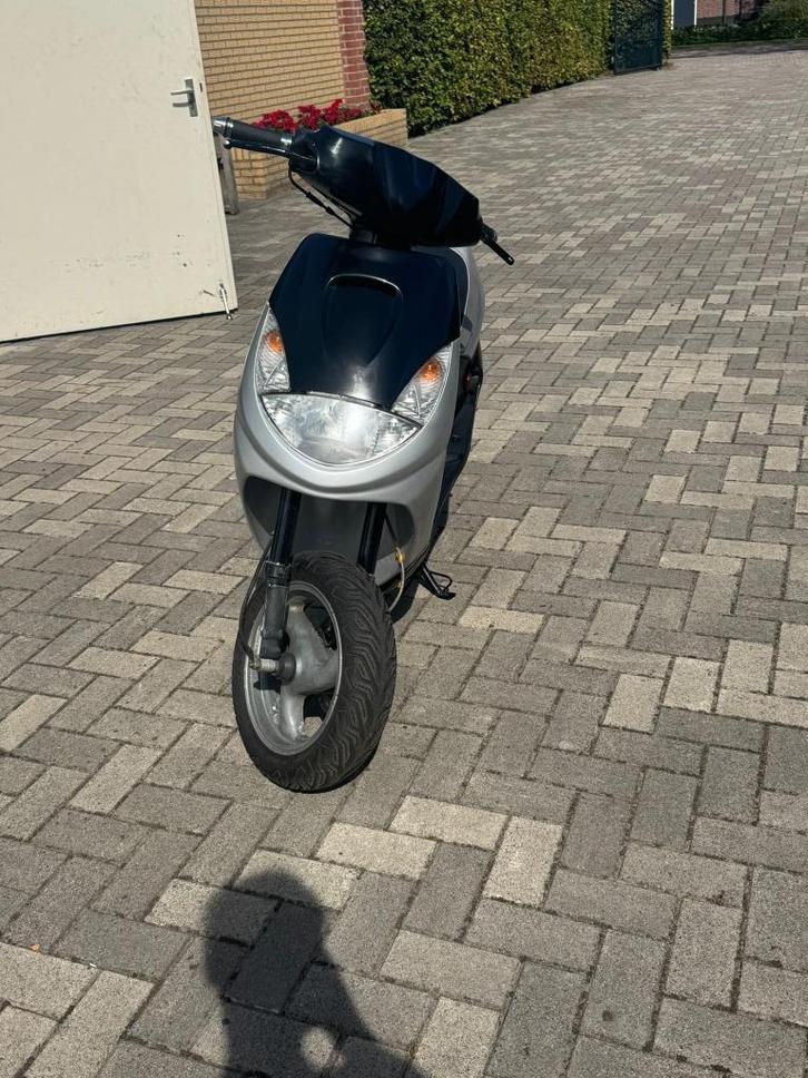vivacity 70 cc, Fietsen en Brommers, Scooters | Peugeot, Gebruikt, Vivacity, Maximaal 25 km/u, Tweetakt, Ophalen