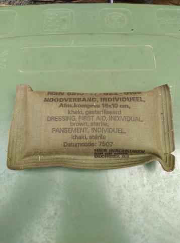 Noodverband NSN-6510-17-022-0169 (1975?) beschikbaar voor biedingen