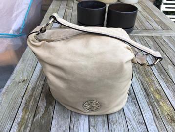 Leren Coccinelli designer tas beschikbaar voor biedingen