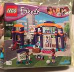 Lego friends 41312 Heartlake Sporthal, Ophalen of Verzenden, Zo goed als nieuw, Complete set, Lego