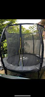 Trampoline, Ophalen, Zo goed als nieuw
